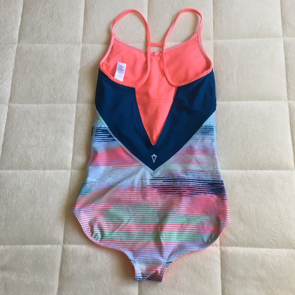 GIRLS IVIVVA SWIM SUIT